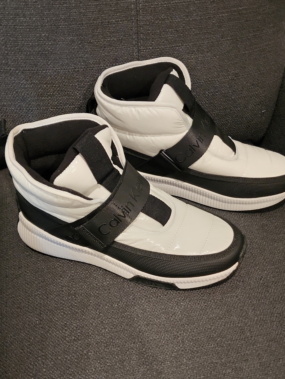 Calvin Klein Mabon Cozy Nylon White And Black Sneakers